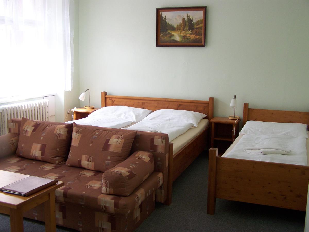 Hotel Pariz Jicin Phòng bức ảnh
