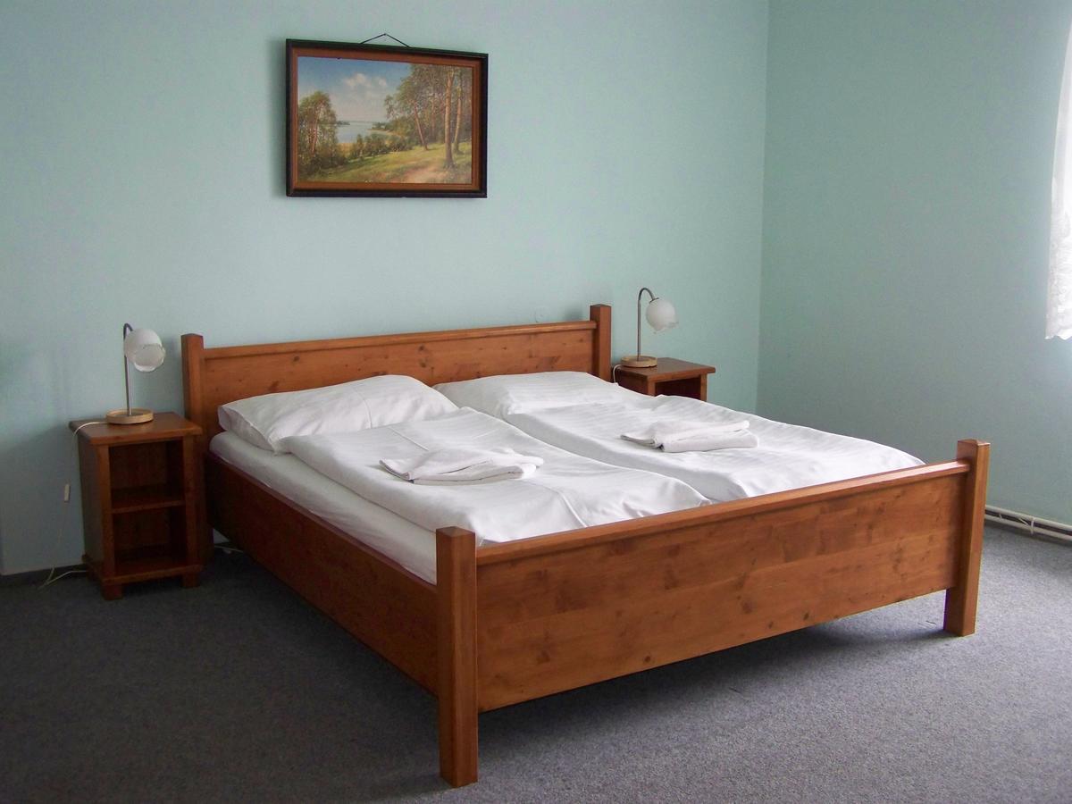 Hotel Pariz Jicin Phòng bức ảnh