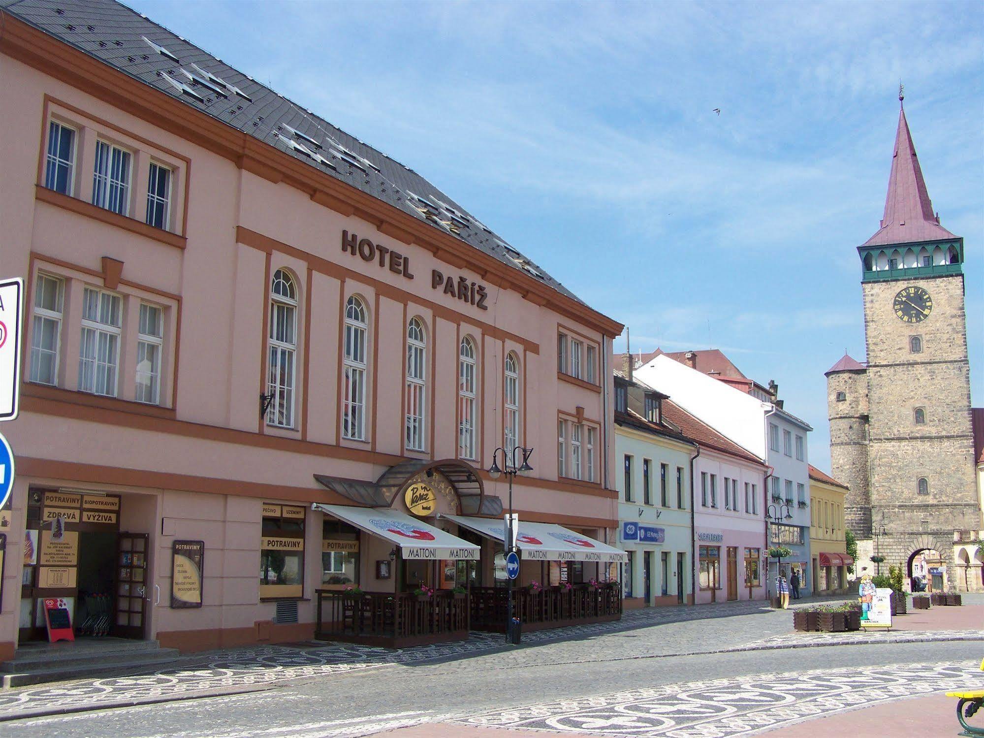Hotel Pariz Jicin Ngoại thất bức ảnh